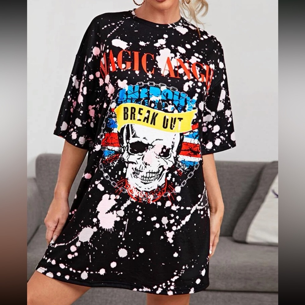 Skull t-shirt dress